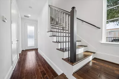 104 W Drew Street, Houston, TX 77006 - Photo 8