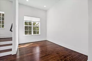 104 W Drew St, Houston, TX 77006 - Photo 16