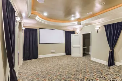 15 W Shady Lane #B, Houston, TX 77063 - Photo 8