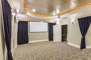 15 W Shady Ln, Houston, TX 77063 - Photo 8