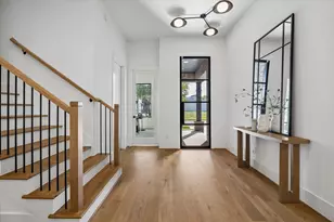 335 Harvard St, Houston, TX 77007 - Photo 2