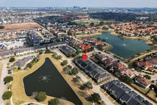 2011 Spring Cedar Ln, Houston, TX 77077 - Photo 2