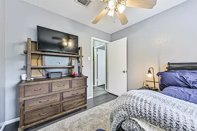 115 Lazy Hollow Drive, League City, TX 77573 - Photo 20