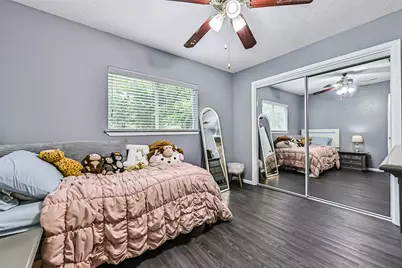115 Lazy Hollow Drive, League City, TX 77573 - Photo 24