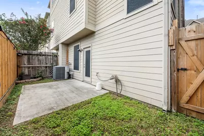 2384 Bastrop Street, Houston, TX 77004 - Photo 8