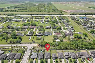 405 Hawks View Dr, Texas City, TX 77568 - Photo 24