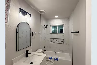 5238 Pease St #1, Houston, TX 77023 - Photo 6