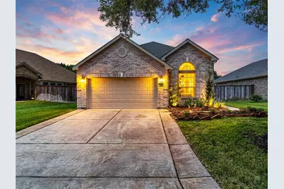 1225 N Riviera Circle, Pearland, TX 77581 - Photo 1