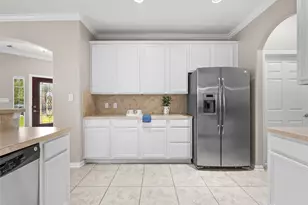 1225 N Riviera Cir, Pearland, TX 77581 - Photo 14