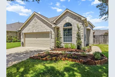 1225 N Riviera Circle, Pearland, TX 77581 - Photo 4