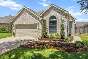 1225 N Riviera Cir, Pearland, TX 77581 - Photo 4