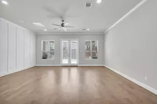 5107 Darling St, Houston, TX 77007 - Photo 10