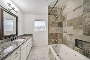 8711 Birdwood Rd, Houston, TX 77074 - Photo 12
