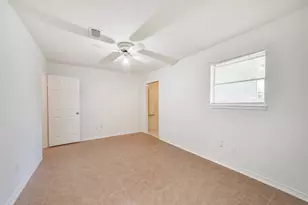 8711 Birdwood Rd, Houston, TX 77074 - Photo 6