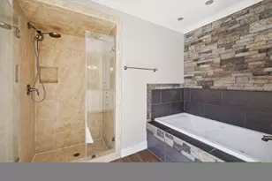 1311 Ambergate Dr, Houston, TX 77077 - Photo 24