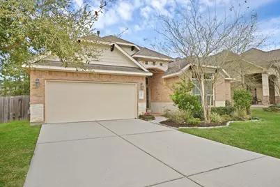 107 Autumn Forest Lane, Conroe, TX 77384 - Photo 2