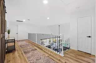 68 E Sandalbranch Cir, The Woodlands, TX 77382 - Photo 24