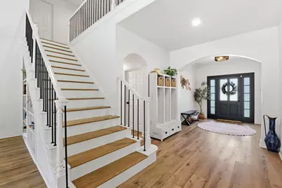 68 E Sandalbranch Circle, The Woodlands, TX 77382 - Photo 6