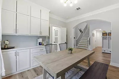 68 E Sandalbranch Circle, The Woodlands, TX 77382 - Photo 16