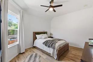 68 E Sandalbranch Cir, The Woodlands, TX 77382 - Photo 26