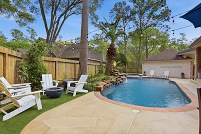 68 E Sandalbranch Circle, The Woodlands, TX 77382 - Photo 40