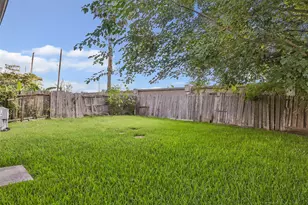 14107 Ballfour Park Ln, Houston, TX 77047 - Photo 6