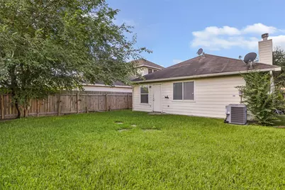 14107 Ballfour Park Lane, Houston, TX 77047 - Photo 4