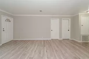 829 Marjorie St, Houston, TX 77088 - Photo 2