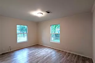 829 Marjorie St, Houston, TX 77088 - Photo 14