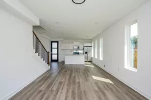 4358 Clover St, Houston, TX 77051 - Photo 10