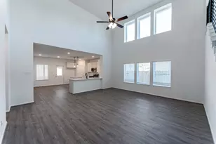 10733 Altitude Wy, Conroe, TX 77303 - Photo 2