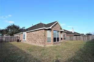 4614 Brazos Bend Dr, Pearland, TX 77584 - Photo 16