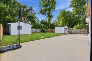 9403 Spaulding St, Houston, TX 77016 - Photo 6
