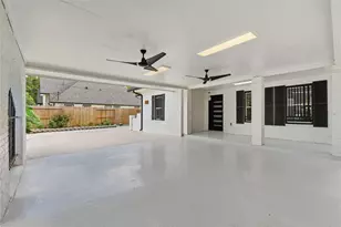 9403 Spaulding St, Houston, TX 77016 - Photo 4