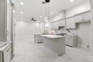 9403 Spaulding St, Houston, TX 77016 - Photo 12