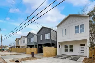 1211 Dewalt St, Houston, TX 77088 - Photo 2