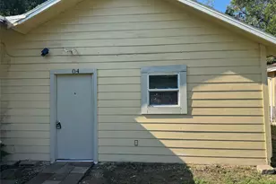 1104 Maple 1/2 St, La Marque, TX 77568 - Photo 2