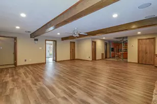 623 Fox Hollow Ln, Pasadena, TX 77504 - Photo 8