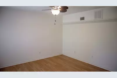 9 Huntsmans Horn Circle, The Woodlands, TX 77380 - Photo 30