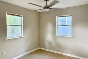 3914 Hoffman St, Houston, TX 77026 - Photo 8