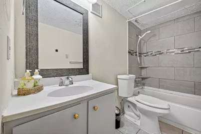 8360 Jorine Drive #8360, Houston, TX 77036 - Photo 32