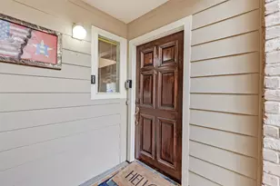 5005 Georgi Ln, Houston, TX 77092 - Photo 4