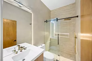 2021 Wilburforce Street W, Houston, TX 77091 - Photo 40