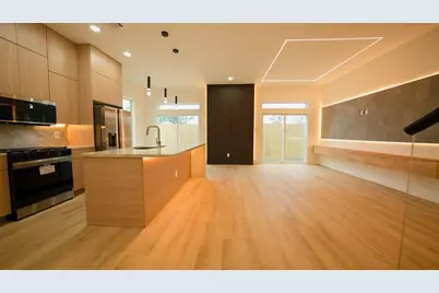 2021 Wilburforce Street W, Houston, TX 77091 - Photo 26