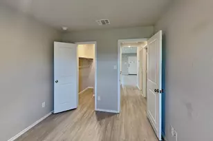 5450 Verdugos Palace, San Antonio, TX 78244 - Photo 8