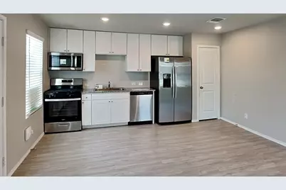 5450 Verdugos Palace, San Antonio, TX 78244 - Photo 6