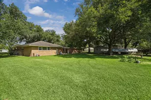 12511 Britt Rd, Pearland, TX 77584 - Photo 36