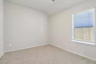 18539 Lndg Mdws Ln, New Caney, TX 77357 - Photo 20
