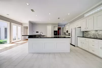 15910 S Barkers Landing Road, Houston, TX 77079 - Photo 10