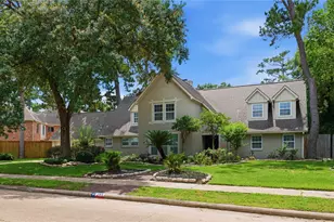 211 Faust Ln, Houston, TX 77024 - Photo 8